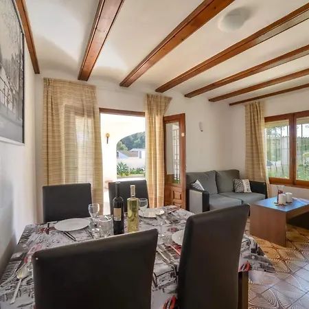 Pilar Villa *