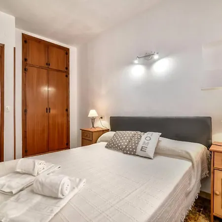 Pilar Villa *